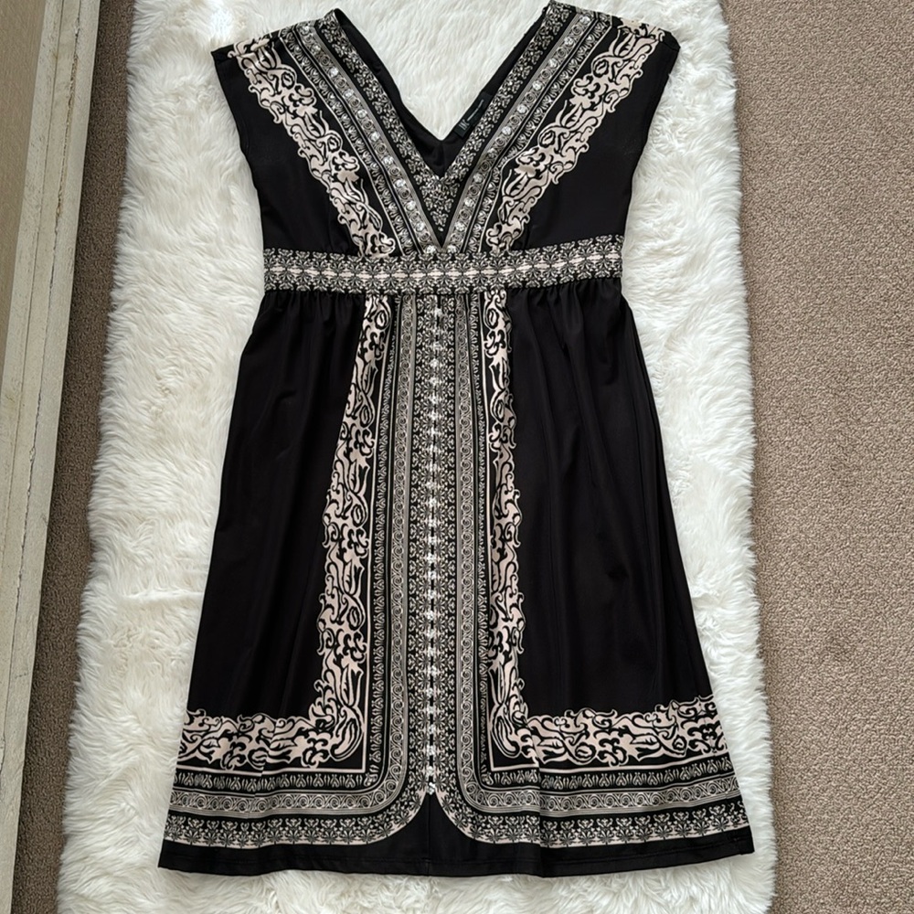 ‘Never Worn’ Very Pretty INC women’s dress.